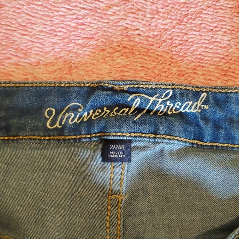 Universal Thread High Rise Skinny Jeans - Size 2 - Picture 2 of 3